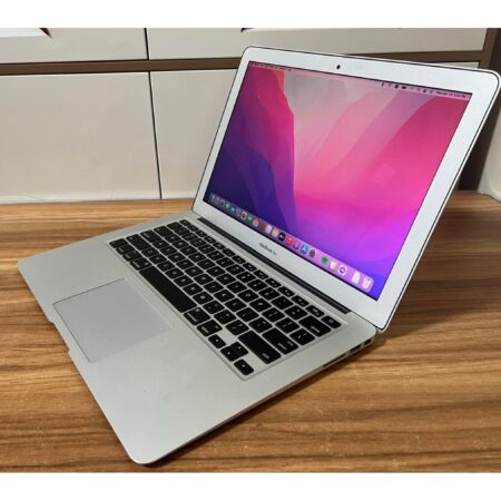 MacBook Air 13.3-inch (2015)  Core i7  8GB  SSD 512GB