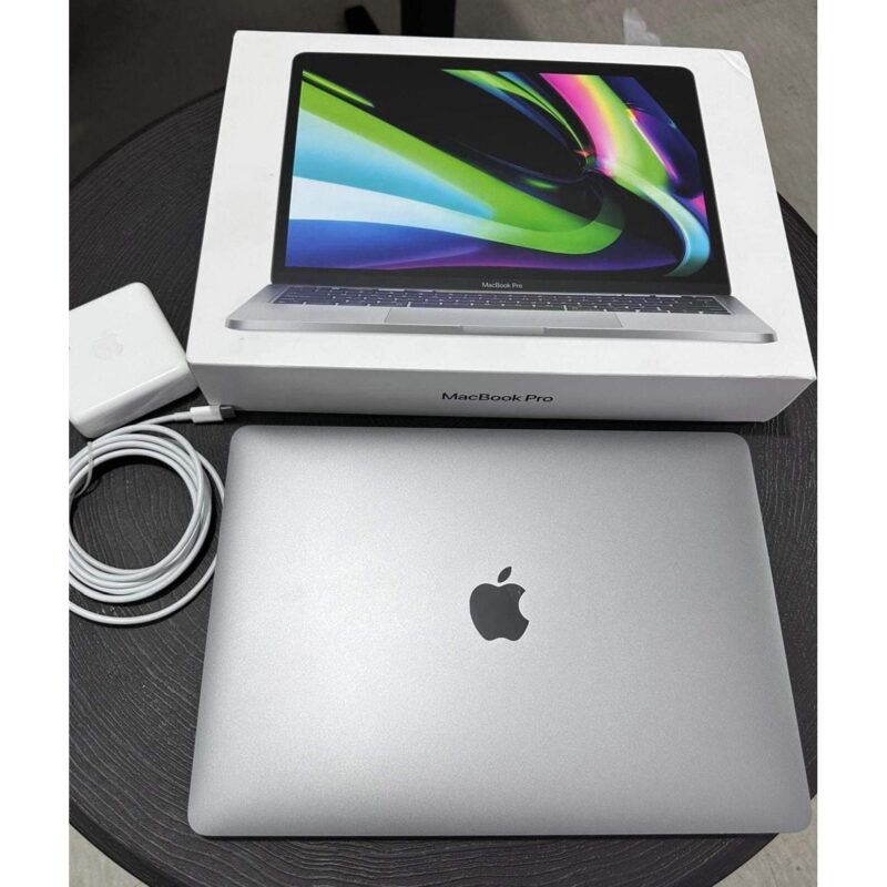 MacBook Pro (2022) 13.3-inch  Apple M2 8-core and 10-core GPU  8GB RAM  SSD 256GB
