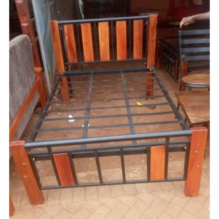 Wooden 4×6 Bed  Code: LPPF045